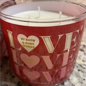 Bath & Body Works: 14.5 Oz 3-Wick Candle: Valentines Day Love Rose Water & Ivy